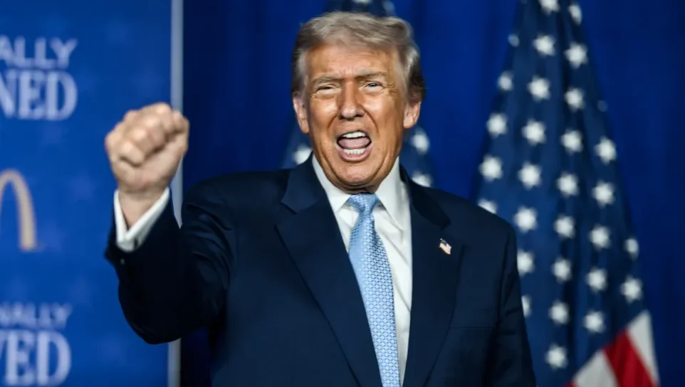 Trump quer suspender imigração de países estrangeiros